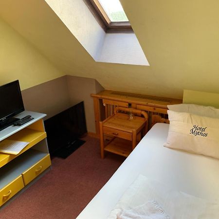 Hotel Mythos Oranienburg Esterno foto