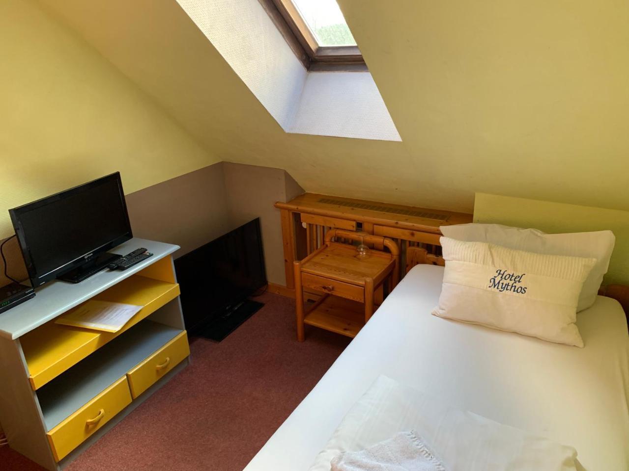 Hotel Mythos Oranienburg Esterno foto